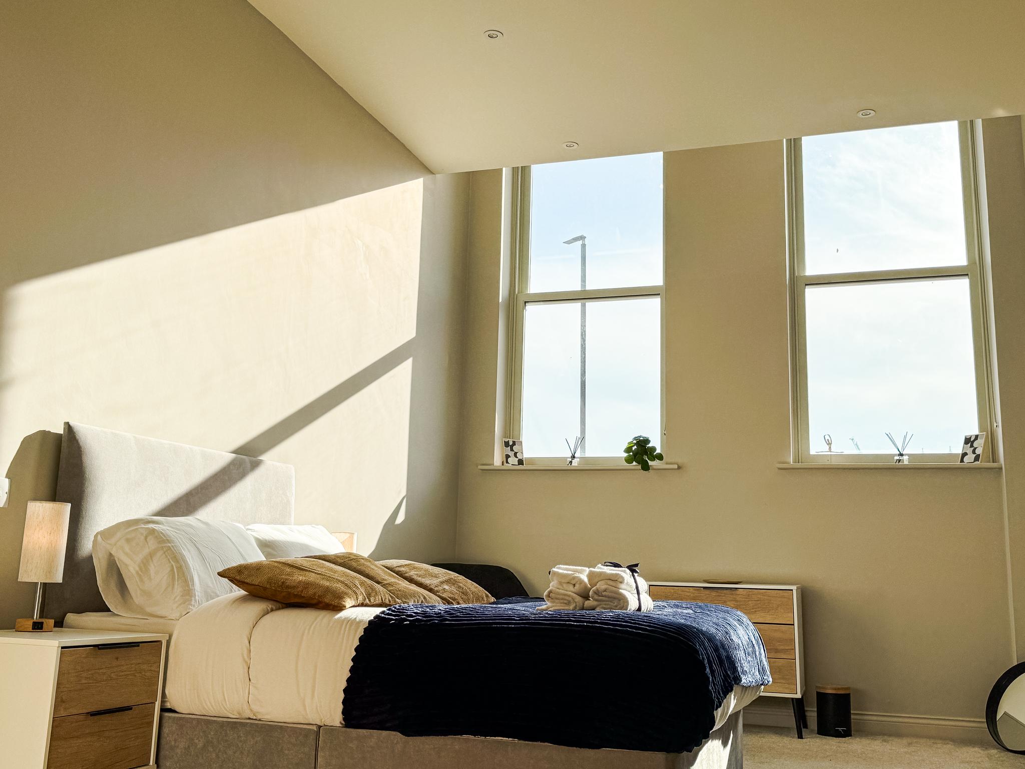 Spacious Comfort | Cinema lux | Prime Leeds1